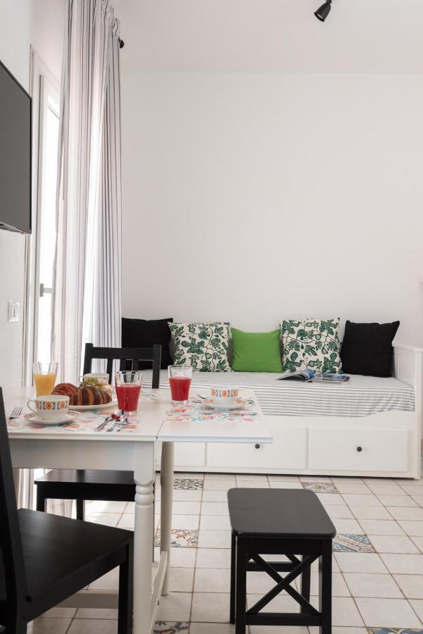 Altré Guest House Olbia Extérieur photo